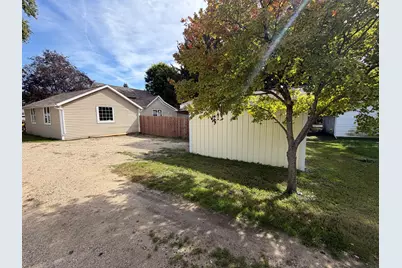 633 S Main Street, Sheffield, IL 61361 - Photo 36