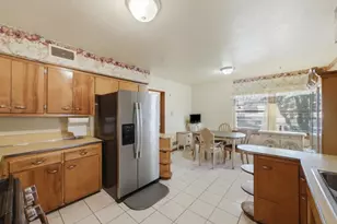 855 W 73rd St, Chicago, IL 60621 - Photo 6
