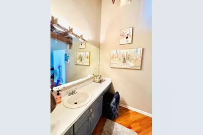 1733 W Irving Park Road #304, Chicago, IL 60613 - Photo 10
