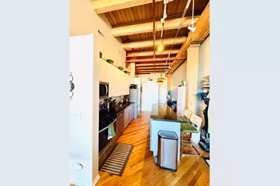 1733 W Irving Park Road #304, Chicago, IL 60613 - Photo 6