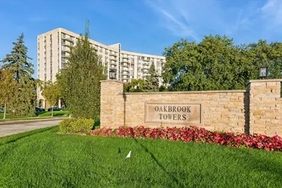 20 N Tower Road #6A, Oak Brook, IL 60523 - Photo 2