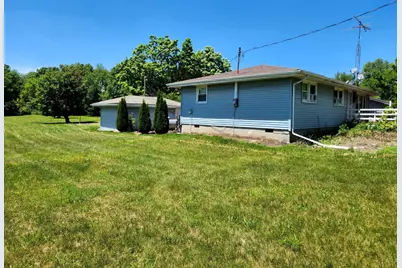335 S State Line Road, Beaverville, IL 60912 - Photo 2