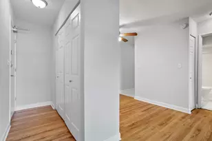 6758 N Sheridan Ave, Chicago, IL 60626 - Photo 8