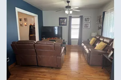 527 Watson Street, Aurora, IL 60505 - Photo 8