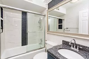 4820 W Conrad St, Skokie, IL 60077 - Photo 6