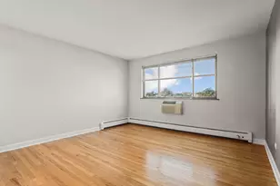 6758 N Sheridan Ave, Chicago, IL 60626 - Photo 6