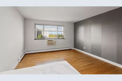 6758 N Sheridan Avenue #541, Chicago, IL 60626 - Photo 2