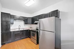 6945 S Calumet Ave, Chicago, IL 60637 - Photo 10