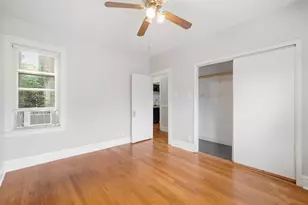 6945 S Calumet Ave, Chicago, IL 60637 - Photo 8