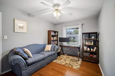 1032 Valley Stream Drive, Wheeling, IL 60090 - Photo 12