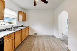 444 W 100th St, Chicago, IL 60628 - Photo 10