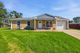 314 Evans Ct, Streamwood, IL 60107 - Photo 1