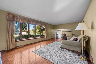 9N879 Beckman Trail, Elgin, IL 60124 - Photo 8