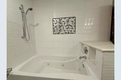1661 Carmel Court, Hoffman Estates, IL 60169 - Photo 22