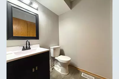 1661 Carmel Court, Hoffman Estates, IL 60169 - Photo 14