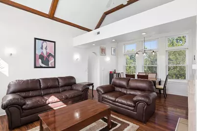 6450 N Troy Street #3W, Chicago, IL 60645 - Photo 4