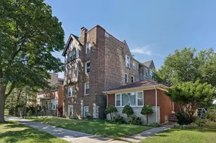 6450 N Troy St, Chicago, IL 60645 - Photo 1