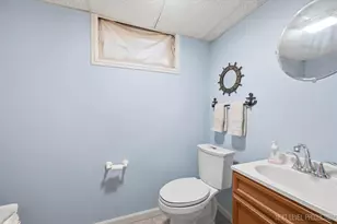 194 Patrick Dr, South Elgin, IL 60177 - Photo 18
