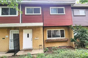 1221 Mulford St, Evanston, IL 60202 - Photo 1