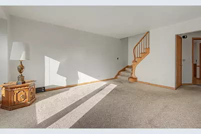 5137 N Oketo Avenue, Harwood Heights, IL 60706 - Photo 4
