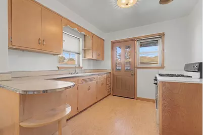 5137 N Oketo Avenue, Harwood Heights, IL 60706 - Photo 6