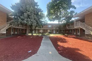 4211 W 95th St, Oak Lawn, IL 60453 - Photo 1