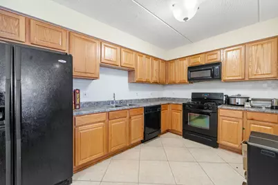 6559 W George Street #311, Chicago, IL 60634 - Photo 6