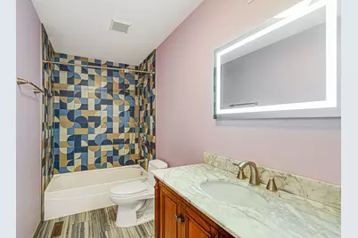 77 Montclair Road, Vernon Hills, IL 60061 - Photo 14