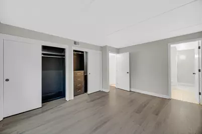 225 E Wing Street #302, Arlington Heights, IL 60004 - Photo 14