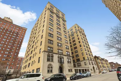 1755 E 55th Street #305, Chicago, IL 60615 - Photo 1