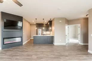 72 Kloe Ln, Sycamore, IL 60178 - Photo 6