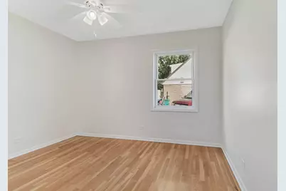 8208 S Oak Park Avenue, Burbank, IL 60459 - Photo 8