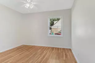 8208 S Oak Park Ave, Burbank, IL 60459 - Photo 8