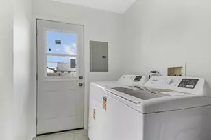 8208 S Oak Park Ave, Burbank, IL 60459 - Photo 10