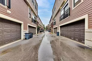 3022 W Newport Ave, Chicago, IL 60618 - Photo 46
