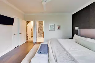 3022 W Newport Ave, Chicago, IL 60618 - Photo 28