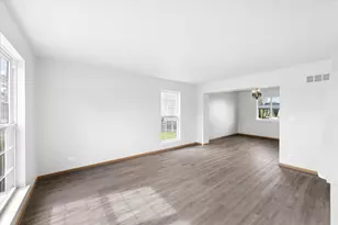 7805 Mossheather Dr, Joliet, IL 60431 - Photo 2