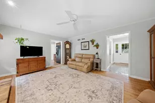 1114 Lexington Ln, Batavia, IL 60510 - Photo 10