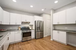 2659 N Greenview Ave, Chicago, IL 60614 - Photo 12