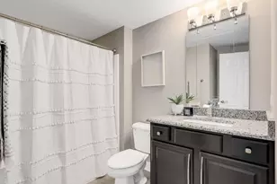 855 E 22nd St, Lombard, IL 60148 - Photo 22