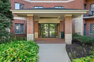 855 E 22nd St, Lombard, IL 60148 - Photo 2