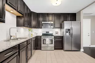 855 E 22nd St, Lombard, IL 60148 - Photo 14