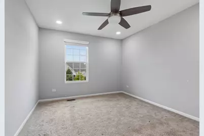 43 Palisades Boulevard, Hawthorn Woods, IL 60047 - Photo 8