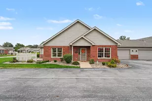 18611 Villa Ct, Lansing, IL 60438 - Photo 1