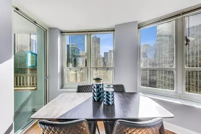 345 N La Salle Drive #2207, Chicago, IL 60654 - Photo 8