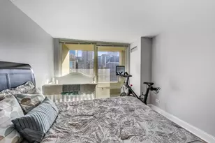 345 N La Salle Dr, Chicago, IL 60654 - Photo 12