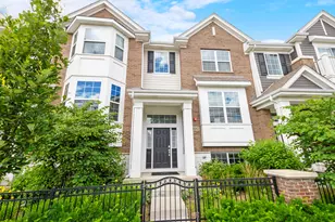 9242 143rd St, Orland Park, IL 60462 - Photo 2