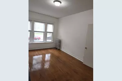 5050 S Blackstone Avenue #1, Chicago, IL 60615 - Photo 2