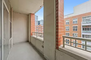 1001 W Madison St, Chicago, IL 60607 - Photo 10