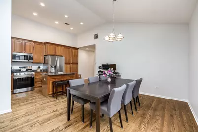 917 W Lakeside Place #3W, Chicago, IL 60640 - Photo 12